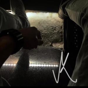 Torn Inside（深陷）