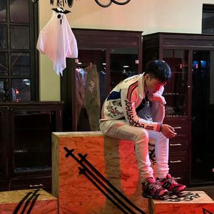 “眼前人”-BOBBYNOPEACE x Emotional Piano Type Beat