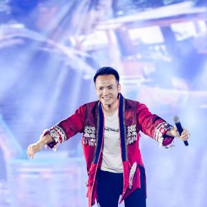 王小位-苗乡恋歌