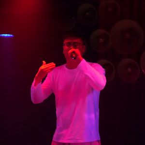 格调男一装