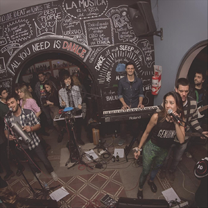 Comerte a Besos (feat. Cande Buasso)