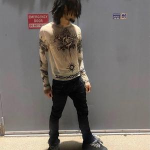 Mundane (feat. 1oneam)