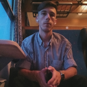 синий поезд