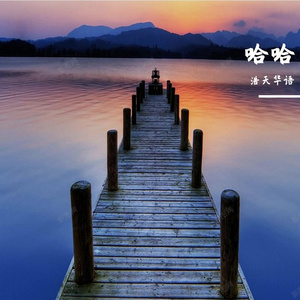 空街之上城市的风语低吟