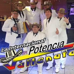 Amarillo Azul y Rojo