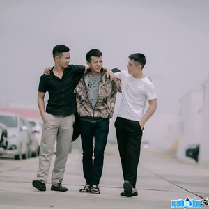 Làm người yêu anh nhé baby