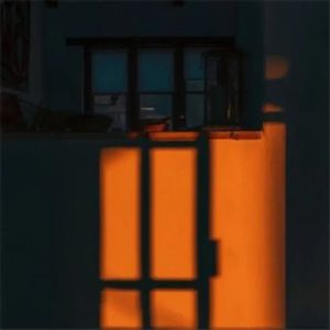 当夜幕降临 爱与思绪交织