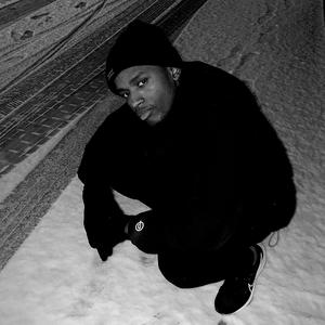 FLUTUA (feat. K1ŁŁ3R & Rock Stanna)