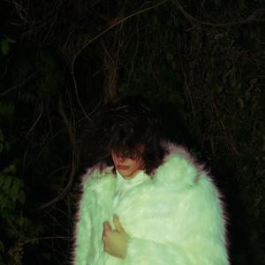 HIWITCHA! (feat. ellit)