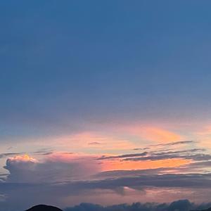 你的婚纱像雪花