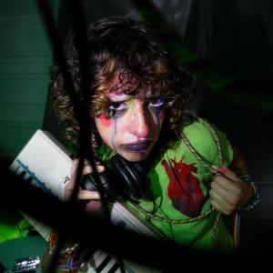 1604 (feat. Joey Flowers)