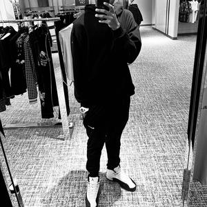 Having (feat. VonoB)