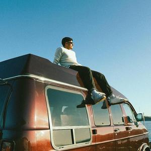 Luna de sangre (feat. Bloom)