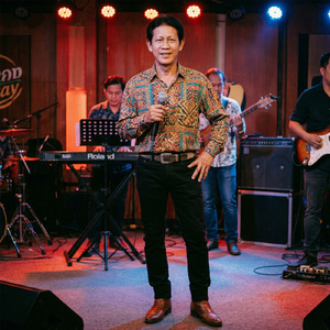 ល្បិចប្រុសក្បត់