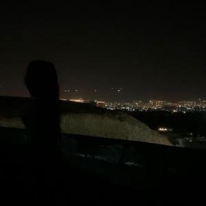 Kit Kat (feat. Yung Tommy)