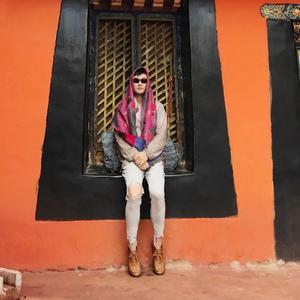 如春作品一头扎进春天