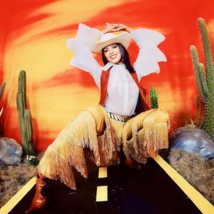 Maggots (feat. Diana Jones-Woods)