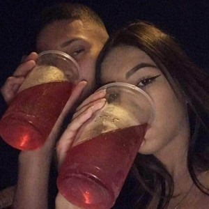 Sou viciado em droga prostituta e cachaça