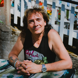 Eini, alkaa polttaa (Vain elämää kausi 15)