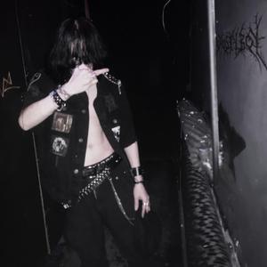 Scars of the past (feat. manni ✰)