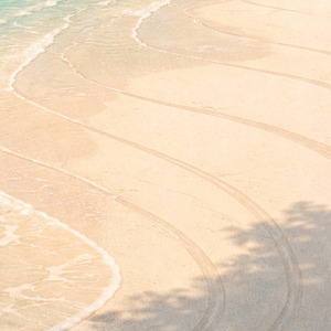 Airy Tidal Pool Clarity