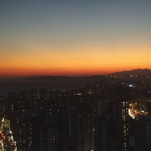 独步雨夜忆离殇