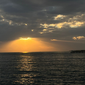 gündüze kat geceyi