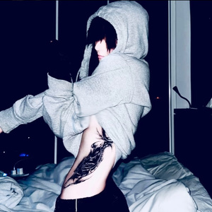 勇敢一点她就在眼前