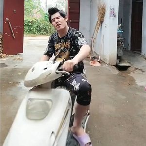 鏊