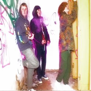 kodel palikai (feat. Urboo & p4ul)