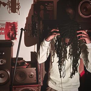 Fanned Out (feat. breaksum)