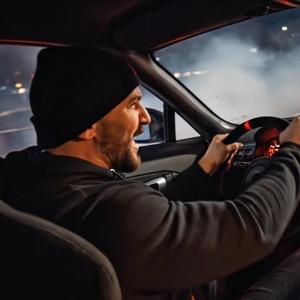 YERİMDE DURAMIYORUM