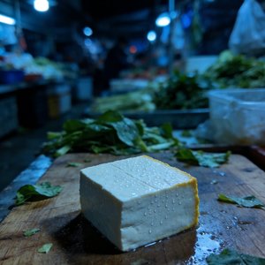 《凌晨四点的菜市场》