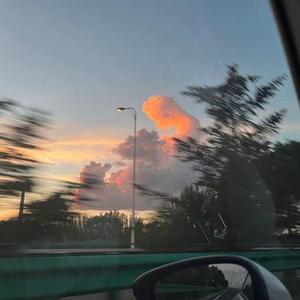 听完准备和谁在一起