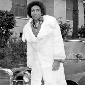 Polished (feat. Akeembo)