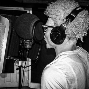 Ms.Officer Freestyle (feat. YNLpeezy & AyeJank)