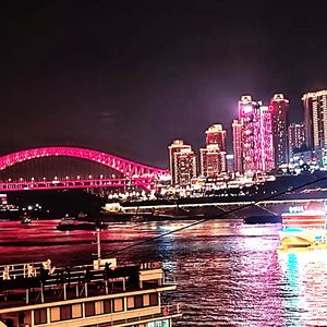 夜色中的城市