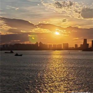 夕阳点燃我手中烟