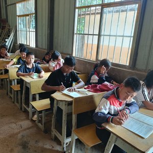 光棍学校五年级学生真可爱