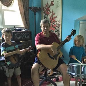 Dinosaur and Alien (feat. Luke Russo & Sam Russo)