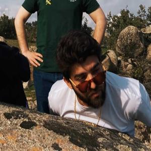 Mezclando Grados (feat. Tvzmvnyv, Macaulay Kinki & N. Vega)