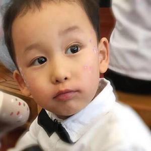 张书杨—彩色的世界