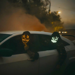 Sen Gidersen Yaşayamam Kadın