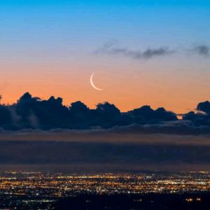 我把月光织成信