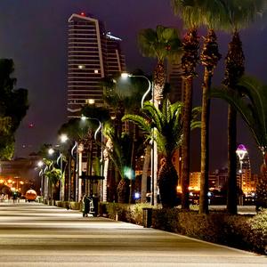 To oneiro (feat. Alkinoos Ioannidis)