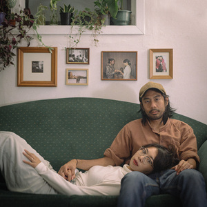 Tak Ada Keluarga yang Sempurna (From "Dua Hati Biru")