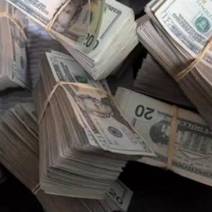 Racks (feat. Raqcades)