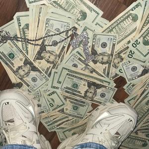 Hustle (feat. NolaBoy & Yung Ro)