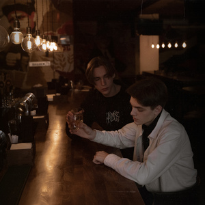 В этих карих глазах