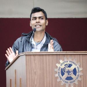 Ao Thoda Sa Padhte Hai